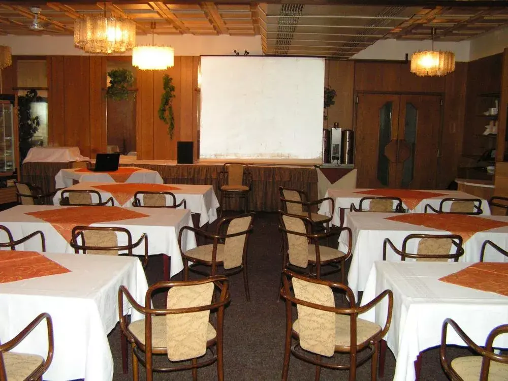 Photo 5 of Hotel Merkur